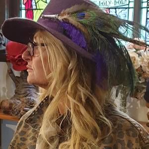 Meet your Posher, Martina